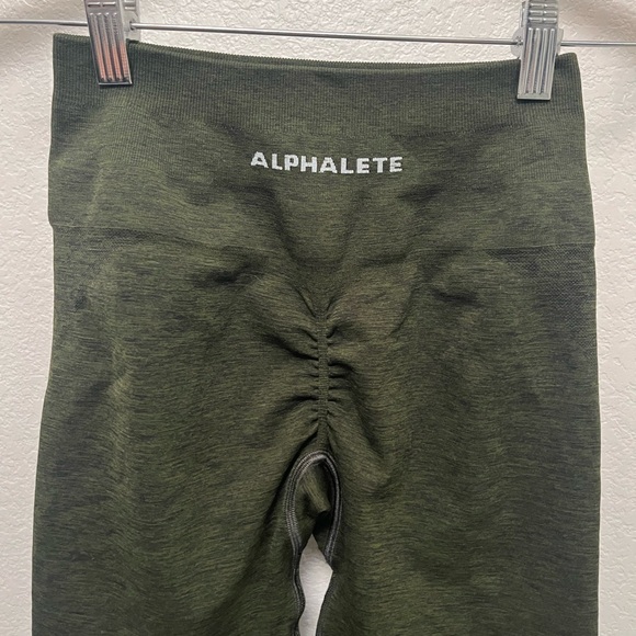 SOLD Alphalete Amplify Butt Scrunch Leggings Evergreen Small - Picture 6 of 8